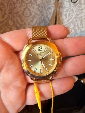 Invicta Wildflower Ladies Watch Gold Tone Stainless Steel Singapore Movement NIB